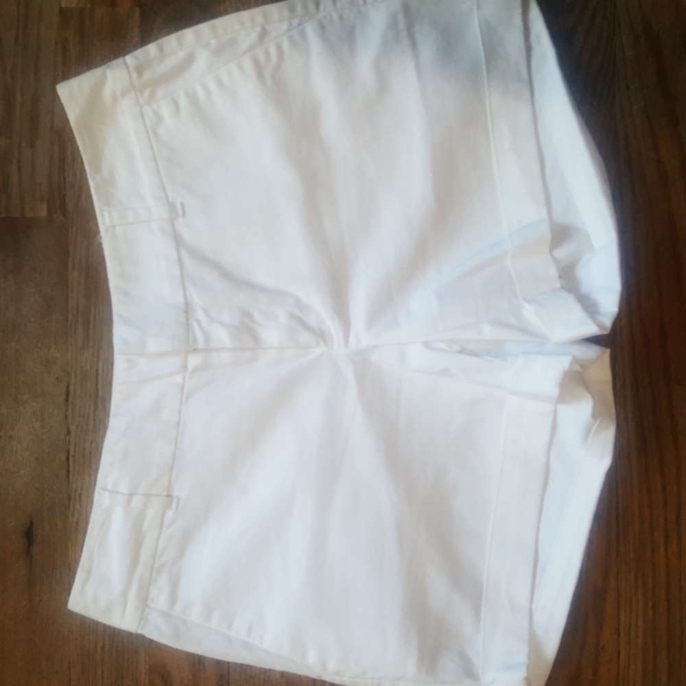Shorts - Picture 4 of 6
